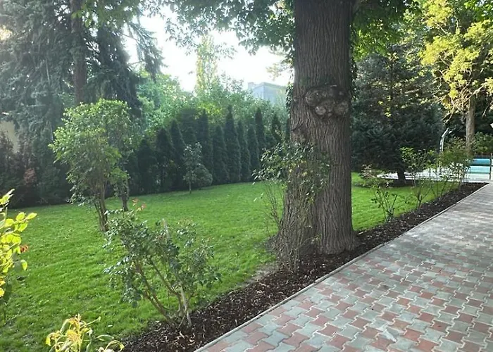 Schoenbrunn Apartment *